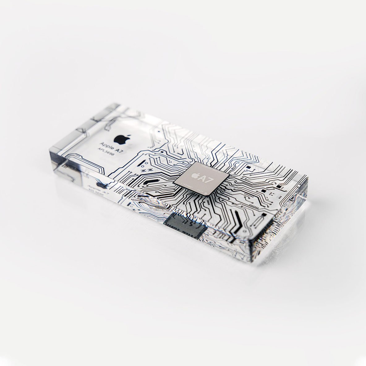 edec50f4e39c401296fb91ce84c2b65f.jpeg GRID® Apple A7 (APL5698) - Image 1